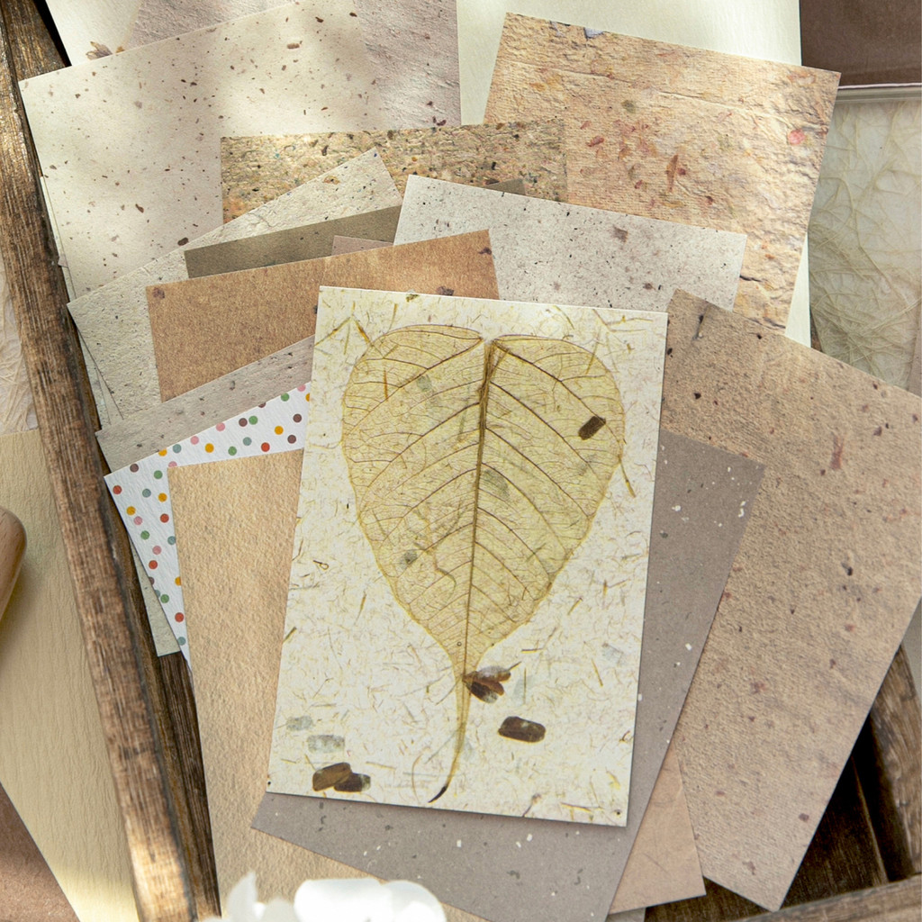 50枚入り ヴィンテージ素材紙 スクラップブッキングペーパー - Vintage Junk Journal Scrapbooking Paper のレビューと価格