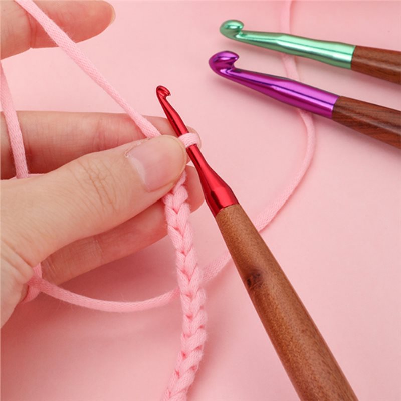 A59Z-関節炎の手に最適な人間工学に基づいた木製ハンドルの - Wooden Crochet Hooks Ergonomic Handle のレビューと価格